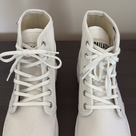 Palladium Pampa Hi Originale High Top Boot White  Mens 7.5 Women’s 9 - Picture 5 of 15